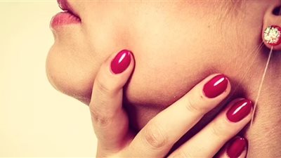 لماذا منعت بريطانيا مواطنيها من إجراء جراحة اللوزتين؟