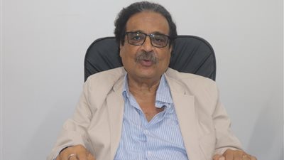 فريد زهران يطالب بالإفراج عن هشام قاسم: معالجة الأمور السياسية خارج السجون