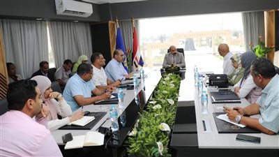 محافظ أسوان يوجه بتسريع تنفيذ مشروعات قطاع مياه الشرب والصرف الصحي