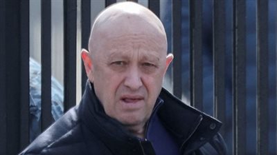 اللحظات الأخيرة لطائرة بريجوجن.. دوي هائل وجناح ينفصل ونار تأكل كل شيء