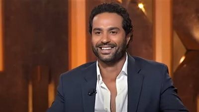 كريم فهمي ينتقد غياب ريهام عبد الغفور عن تكريم «القاهرة للدراما»: عملت سيزون ولا محمد صلاح 