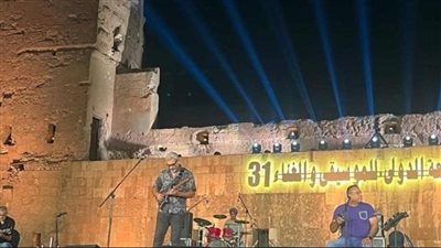 هاني عادل: جمهور مهرجان القلعة عزيز علينا وأولى حفلاتنا هنا لما كنا 4 سنوات 