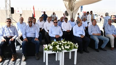 تفاصيل تفقد وزير البترول جولة تفقدية لمشروعات البتروكيماويات بالعلمين الجديدة