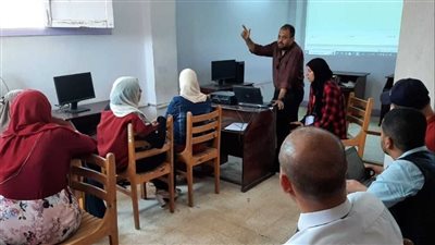 برامج تدريبية وجلسات غنائية وقوافل رياضية بمراكز شباب قرى المنيا