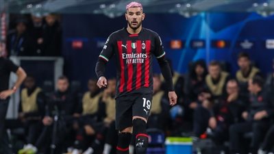 بناء على رغبة الجماهير.. الهلال فى مفاوضات مع ميلان لضم 