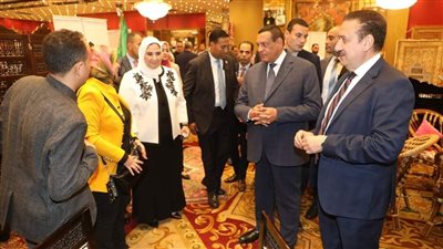 وزيرا التنمية المحلية والتضامن الاجتماعي يفتتحان معرض أيادي مصر بمشاركة محافظ المنوفية 