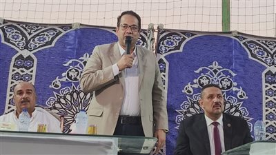 وكيل تعليم الغربية يشهد حفل تكريم أوائل الشهادات العامة والمحلية والأزهر بالمحلة الكبرى