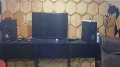 تفاصيل القبض على مالك استوديو تسجيل صوتي غير مرخص في الدقي