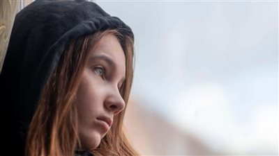 كيف تعالج تقلب المزاج الحاد لدى طفلك المراهق؟ 