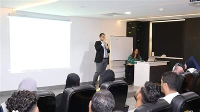 جلسات توعوية لشكاوى القومي المرأة حول خدمات المجلس