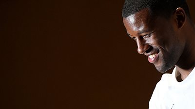 فينالدوم إلى جيرارد.. الإتفاق السعودي يضم الهولندي لمدة 3 سنوات