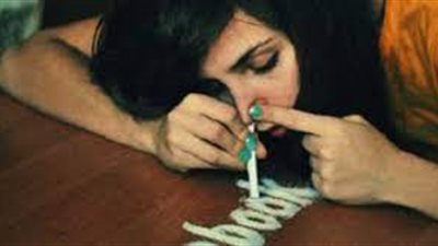 طبيب نفسي يكشف كيفية التعافي من إدمان السوشيال ميديا