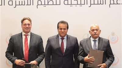 وزير الصحة يشهد توقيع 4 بروتوكولات تعاون.. التفاصيل 