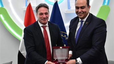 الرعاية الصحية: تعاون مع شركة باير لإنشاء مراكز لاكتشاف وعلاج أمراض الدم 