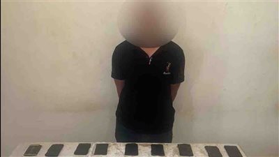 بـ2.5 كيلوجرام حشيش.. سقوط تاجر مخدرات شهير في قبضة مباحث الشروق 