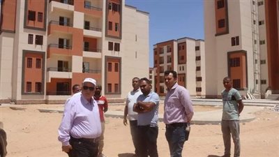 رئيس جهاز العاشر من رمضان يُتابع موقف تنفيذ وحدات «سكن كل المصريين»