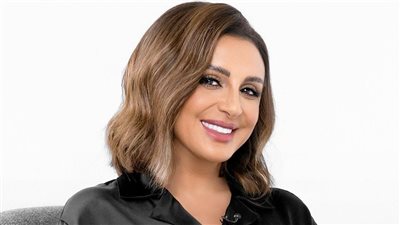 تفاصيل وأسرار جديدة عن خلاف أنغام والمنتج محسن جابر