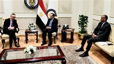 وزير البترول يناقش رئيس شركة سكاتك النرويجية مستجدات مشروع الميثانول الأخضر