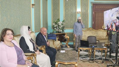 انطلاق الدورة 84 لمعلمي قنا عن إدارة الأزمات بالتعاون مع الأكاديمية العسكرية للتدريب