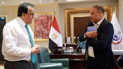 وزير الصحة يبحث فرص الاستثمار بمجال الأشعة مع رئيس شركة «ميديكاست» الأسترالية 