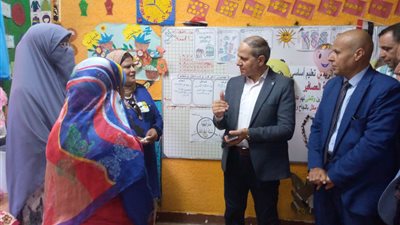 مدير تعليم كفر الشيخ يتفقد عدد من المدارس استعدادا لبدء الدراسة 