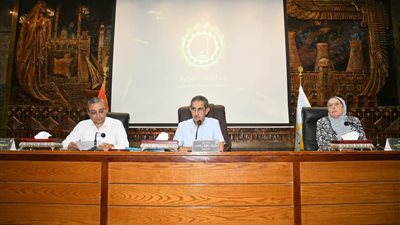 محافظ الغربية يناقش موقف مشروعات المرحلة الثانية لحياة كريمة بـ4 مراكز 