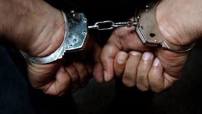 أحالة ضابط شرطة سابق للجنايات بتهمة حيازة مواد مخدرة