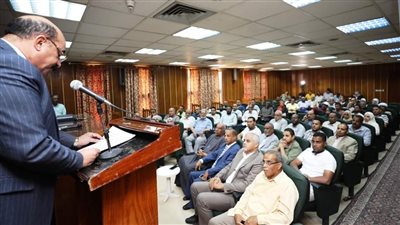 محافظ أسوان يشهد إطلاق أنشطة وفعاليات أكاديمية تدريب مهندسى النخيل