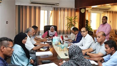 محافظ أسوان يكلف نائبته بالاستماع لـ35 مواطنا وتلبية مطالبهم