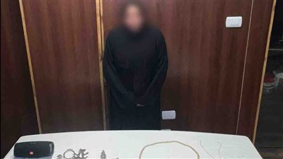 سقوط المتهمة بسرقة مشغولات ذهبية من داخل فيلا في الشروق 