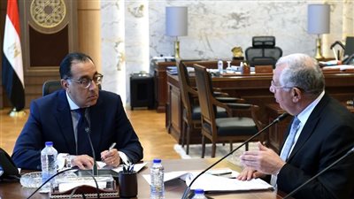 رئيس الوزراء يستعرض مع وزير الزراعة التركيب المحصولي للموسم الزراعي 2022-2023 