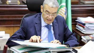 محافظ المنيا يشدد على الانتهاء من مراجعة أعمال الصيانة والإصلاحات بالمدارس 