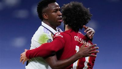 أسطورة أرسنال ونجم مانشستر يونايتد: محمد صلاح أفضل من فينسيوس.. فيديو