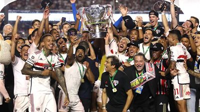 للمرة الأولى فى تاريخه.. ساوباولو يفوز بكأس البرازيل.. فيديو