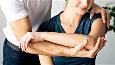 الصحة توضح أهمية جلسات العلاج الطبيعي بعد استئصال الثدي