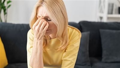 استطلاع مثير.. النساء يعشن أوقات عصيبة بسبب العمل وضغوط الحياة