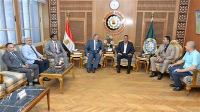 محافظ الدقهلية يبحث تفعيل بروتوكول التعاون مع أكاديمية السادات للعلوم الإدارية