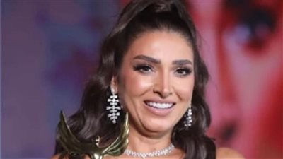 ستهم تحصد جائزة التميز والإبداع.. ماذا قالت روجينا؟ (صور)