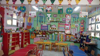 الإدارات التعليمية بالقاهرة ترفع شعار عودا حميدا وعاما جديدا مكللا بالجد والنشاط