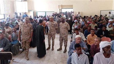 محافظ أسوان: تسهيل إجراءات الإعفاء النهائي من التجنيد لشباب طلاب التربية الخاصة