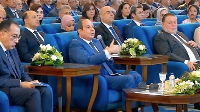 الرئيس يشاهد فيلمًا تسجيليًا عن إنجازات قطاع الزراعة من 2014 لـ2023