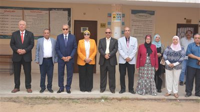 محافظ القليوبية يشهد طابور الصباح ويتفقد 3 مدارس 