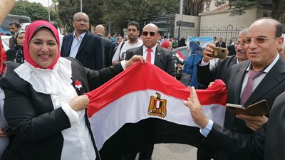 مسيرة للتعليم الخاص ومجالس الأمناء بالجيزة لتأييد ترشيح السيسي