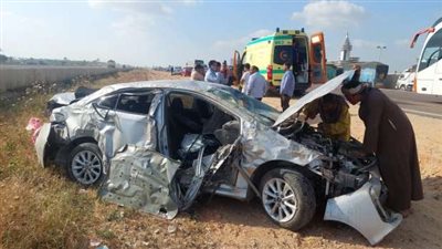 بالأسماء.. مصرع وإصابة 6 أشخاص في انقلاب سيارة بالمنيا 