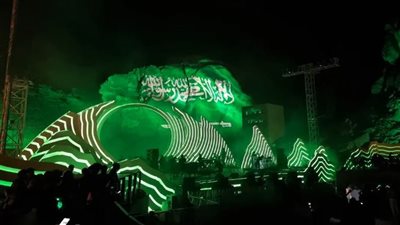 كاتب أمريكي يتسائل.. لماذا يصر البعض في الغرب على إبعاد السعودية؟