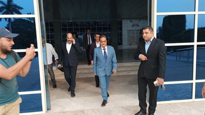  فريد زهران المرشح المحتمل للرئاسة يجرى الكشف الطبي