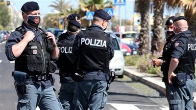 الشرطة الإيطالية تداهم شبكة تضم وسطاء صينيين لغسل أموال المافيا