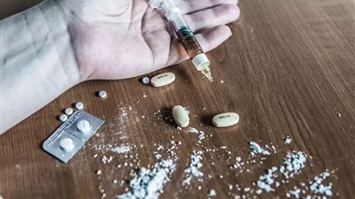 ما هو مخدر فرانكنشتاين الصيني؟ أقوى 40 مرة من الأفيون والهيروين