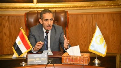 محافظ الغربية يعقد اجتماعا عاجلا مع رؤساء المراكز والمدن والأحياء ومديري المديريات 