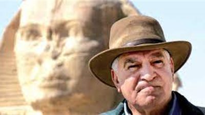 زاهي حواس يكشف حقيقة وجود مدينة أسفل أقدام أبو الهول